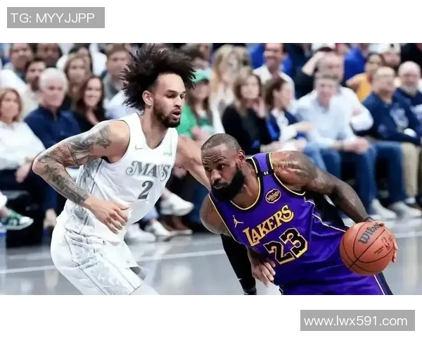 湖人三杀独行侠 詹姆斯创40+球员助攻纪录